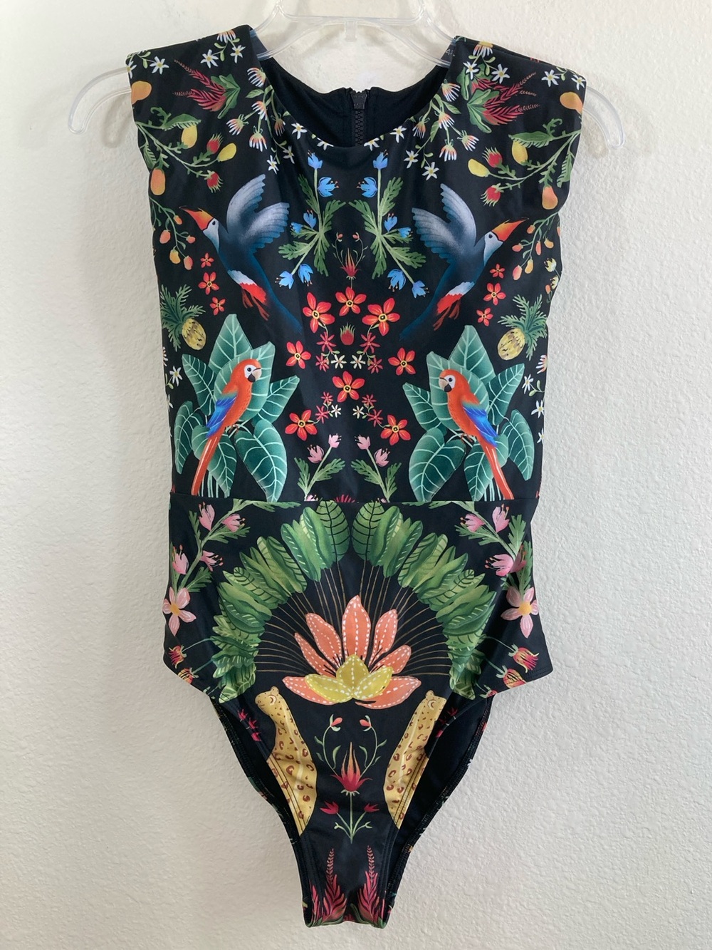 Women’s Averie Tropical One Piece Swimsuit Size M Parrot Jaguar Print